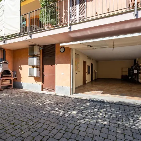 I Briganti By Interhome