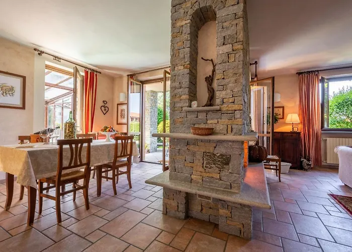 I Briganti By Interhome